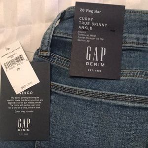 NWT Gap Skinny Ankle Jeans, Size 26 (2)
